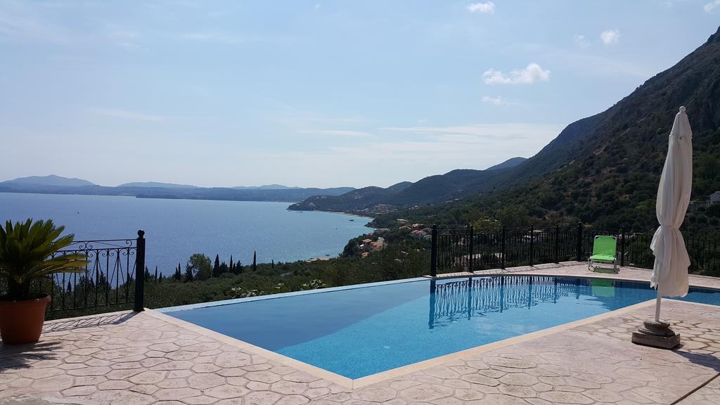 Villa Daniella Studio With Private Pool Nisaki  ห้อง รูปภาพ